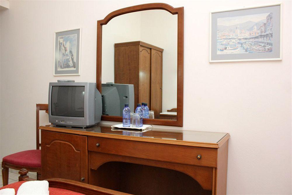Achilleas Pension İdra Dış mekan fotoğraf